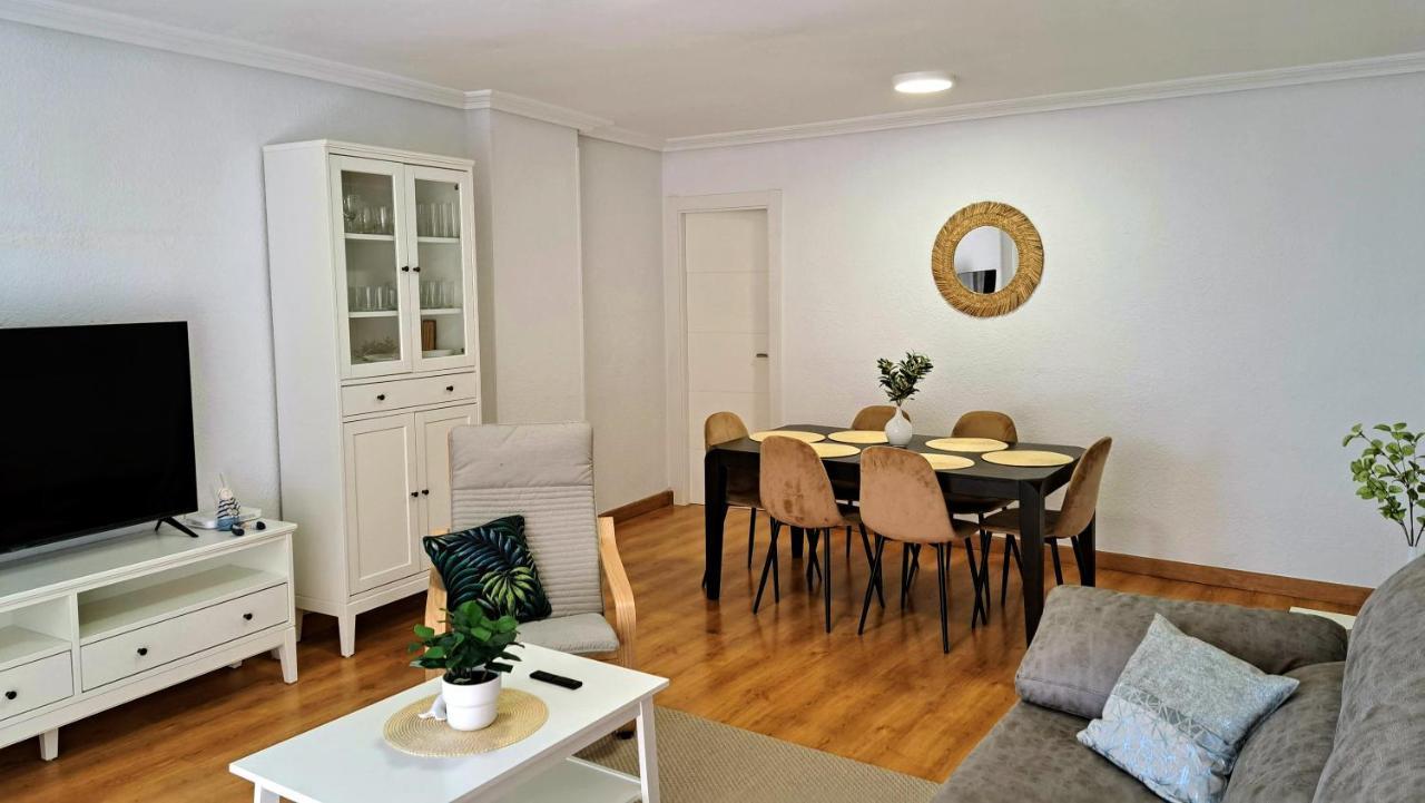 Garden Beach Apartment Torrevieja Extérieur photo